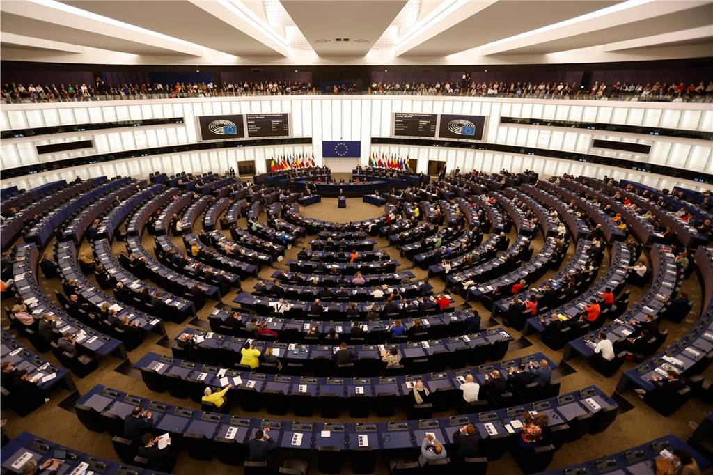 Europawahl 2024: Termine, Parteien und mehr - das sollte man wissen Bundeskanzler Olaf Scholz spricht im Europäischen Parlament in Straßburg zu den Abgeordneten.