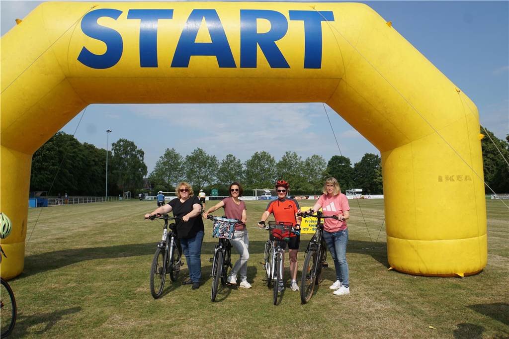 740 Radfahrer waren bei der Radtouristikfahrt des SV Herbern dabei. Wir haben das Event mit der Kamera begleitet.