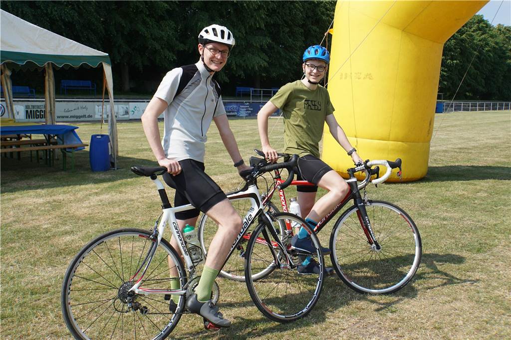 740 Radfahrer waren bei der Radtouristikfahrt des SV Herbern dabei. Wir haben das Event mit der Kamera begleitet.