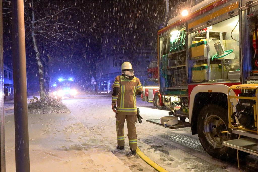 Glatte Straßen sorgten für Unfälle und Einschränkungen auf den Straßen