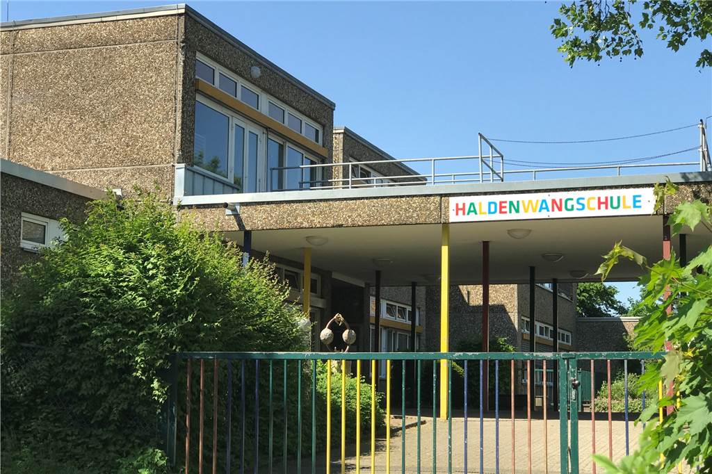 An Dorstener Schulen fehlen rund 40 Lehrer: Pädagogen dringend gesucht Die Haldenwangschule in Hervest