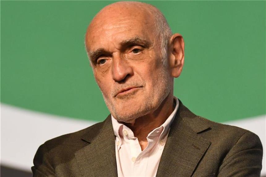 Kind kontra DFL: 96-Boss fordert Neuordnung des Verbands 96-Präsident Martin Kind macht vor der DFL-Entscheidung über seinen 50+1-Antrag Druck auf die Deutsche Fußball Liga. Foto: Peter Steffen