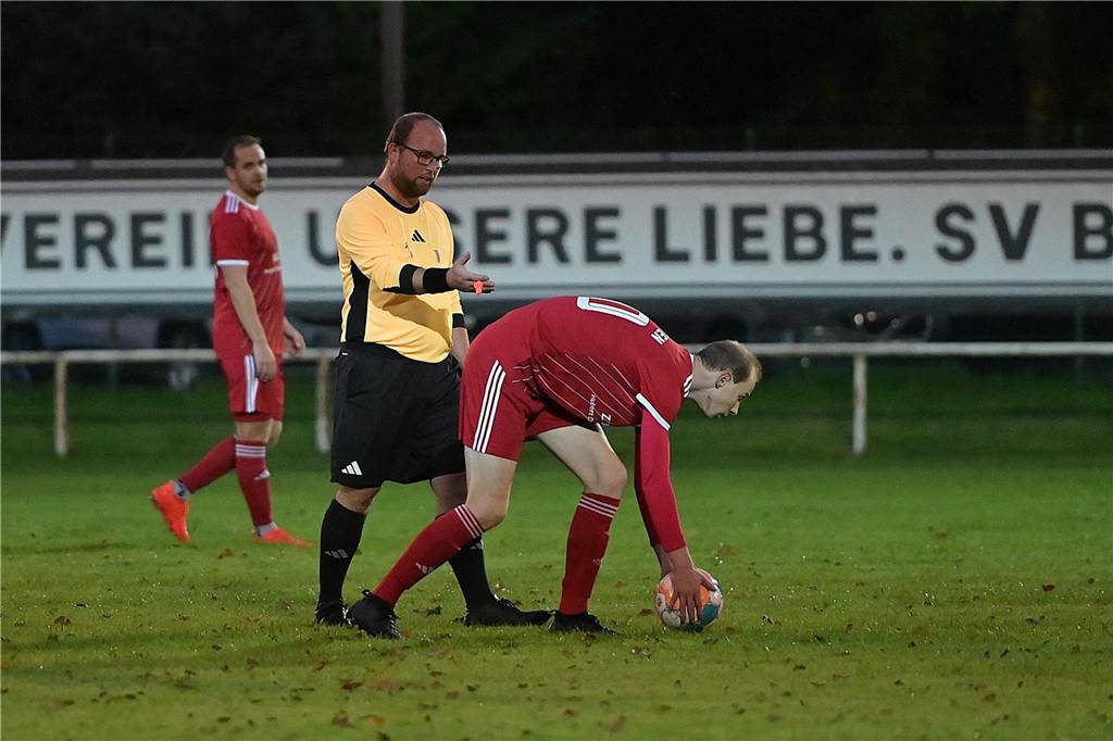 A-Kreisligist Borussia Ahsen verliert das Kreispokalspiel gegen RW Deuten mit 2:4.