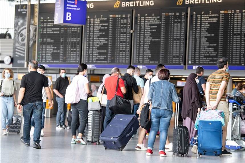 Strengere Einreiseregeln gelten ab jetzt - der Überblick für Urlauber Ab heute gelten für alle nach Deutschland Einreisenden strengere Testpflichten.