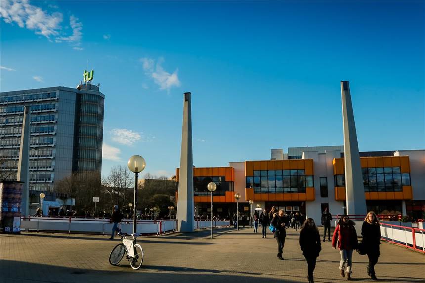 Neues Angebot an der TU Dortmund: Kostenlose Corona-Tests für jeden Ab sofort kann sich jeder täglich kostenlos an der TU Dortmund auf das Corona-Virus testen lassen.