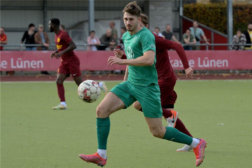 Sofortiger Wechsel von Wethmar zum FC Nordkirchen: „Das ist eine geile Mannschaft“ Ab sofort stürmt Philo Gremme (hier noch im grünen Wethmarer Trikot) für den FC Nordkirchen.