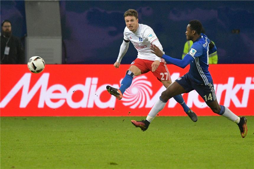 Sonderschichten für die schnelle Rückkehr Abdul Rahman Baba (r.) will wieder für Schalke auf dem Platz stehen.