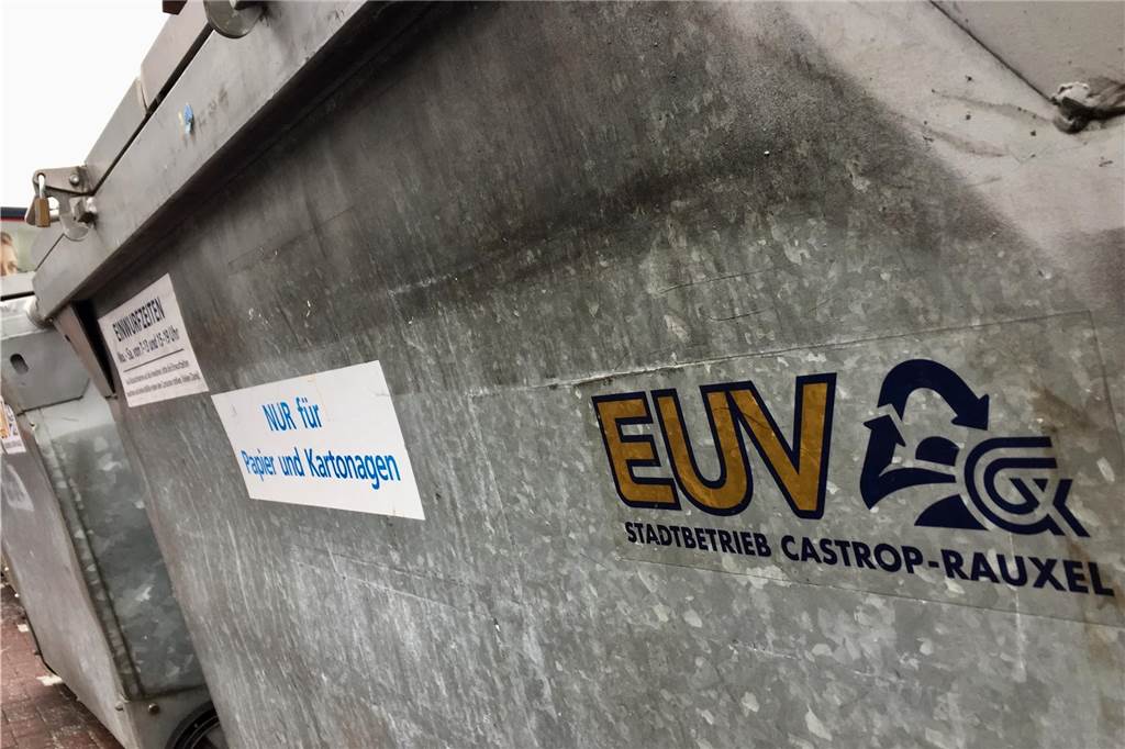 EUV kann live im Netz sehen, wie voll die fünf smarten Mülleimer sind Abfallcontainer könnten auch mit Chips ausgestattet werden, die dem EUV sagen: leer mich bitte!