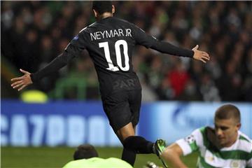 Abgedreht: PSG-Superstar Neymar (M) bejubelt seinen Treffer bei Celtic Glasgow. Foto: Scott Heppell