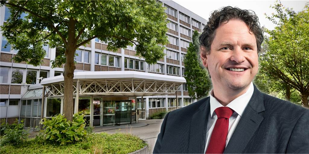 Baukosten-Schock: Neue Firmenzentrale würde eher 70 statt 40 Millionen kosten Abreißen und neu bauen oder besser sanieren? Für DSW21-Arbeitsdirektor Harald Kraus und seine Vorstandskollegen ist die Frage wieder völlig offen.