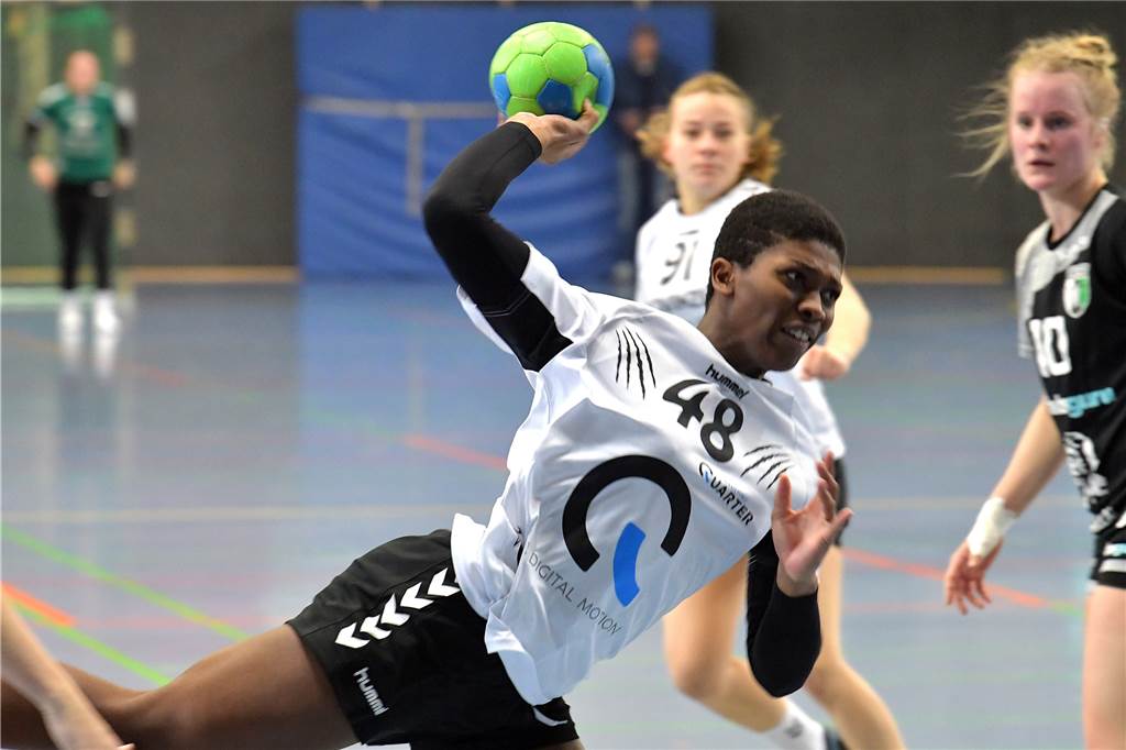 Verstärkung für den Rückraum: Handballerin kehrt vom Lüner SV zum TV Werne zurück Abschied nach drei Jahren beim Lüner SV: Myriam Hins spielt künftig wieder für ihren Heimatverein in Werne.