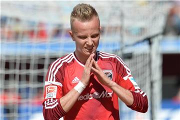 Abwehrspieler Florent Hadergjonaj wechselt fest in die Premier League zu Huddersfield Town. Foto: Timm Schamberger