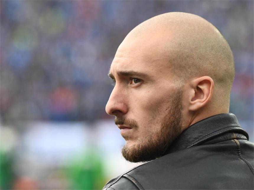 Italiener Caldirola bleibt bei Werder Bremen Abwehrspieler Luca Caldirola bleibt bei Werder Bremen. Foto: Boris Roessler