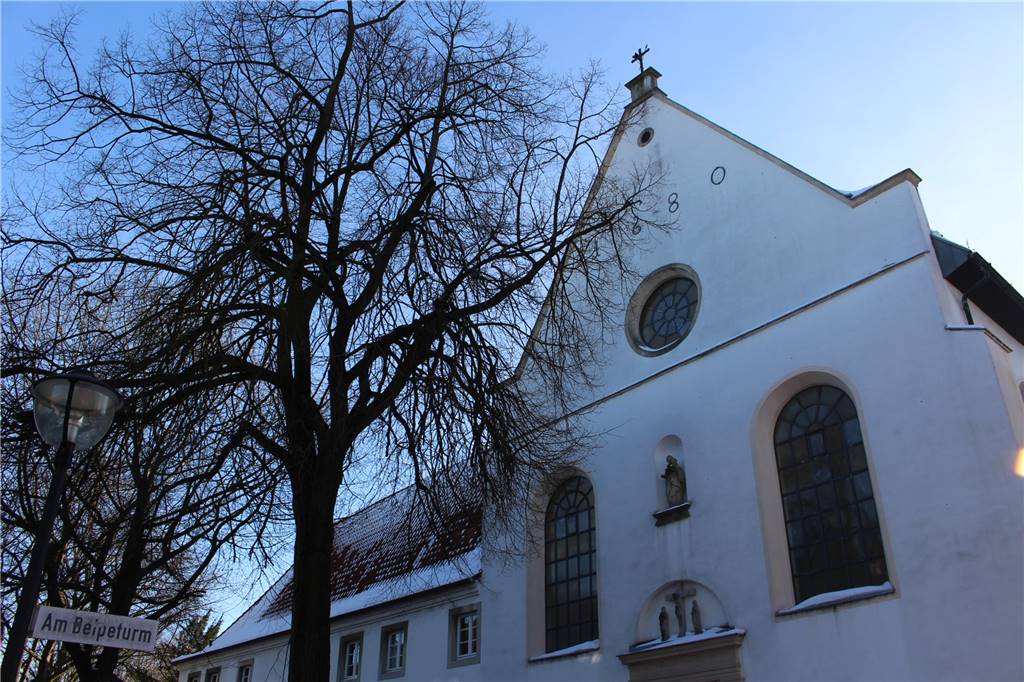 Wiedereröffnung der Kapuzinerkirche: Eucharistiefeier mit Besuch aus Koblenz Acht Monate lang war die Kapuzinerkirche in Werne wegen der Umbauarbeiten geschlossen.