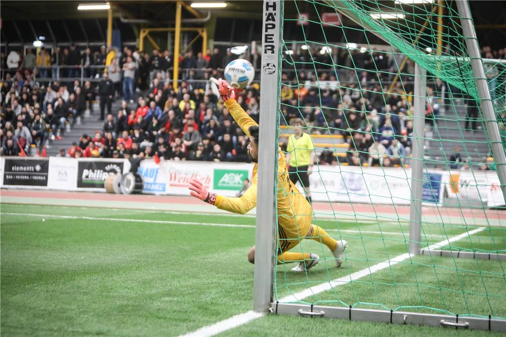 Bei Türkspor Dortmund verlängern die drei großen A Acil fühlt sich bei Türkspor wohl und bleibt.
