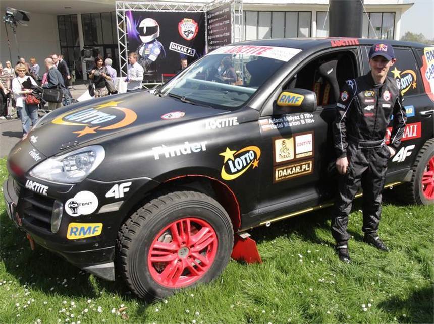 Ex-Skispringer Malysz plant Start bei Rallye Dakar Adam Malysz vor seinem Dakar-Auto.