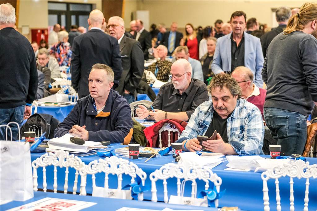 AFD-Landesparteitag 2024 in Marl im Eventzentrum an der Gräwenkolkstraße