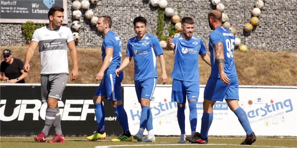 Königsborner SV dominiert den Werner SC: „Wir haben einen stärkeren Gegner erwartet“ Ahmet Acar (2.v.r.) zeigte eine tolle Leistung und steuerte beim 3:0-Sieg des Königsborner SV gegen den Werner SC zwei Tore bei.