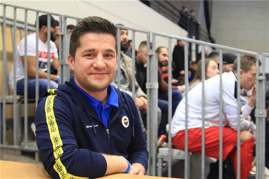 Verband fällt neue Entscheidung im Ausschlussverfahren des FC Brambauer Ahmet Elikalfa ist glücklich darüber, dass der Ausschluss aufgehoben ist.