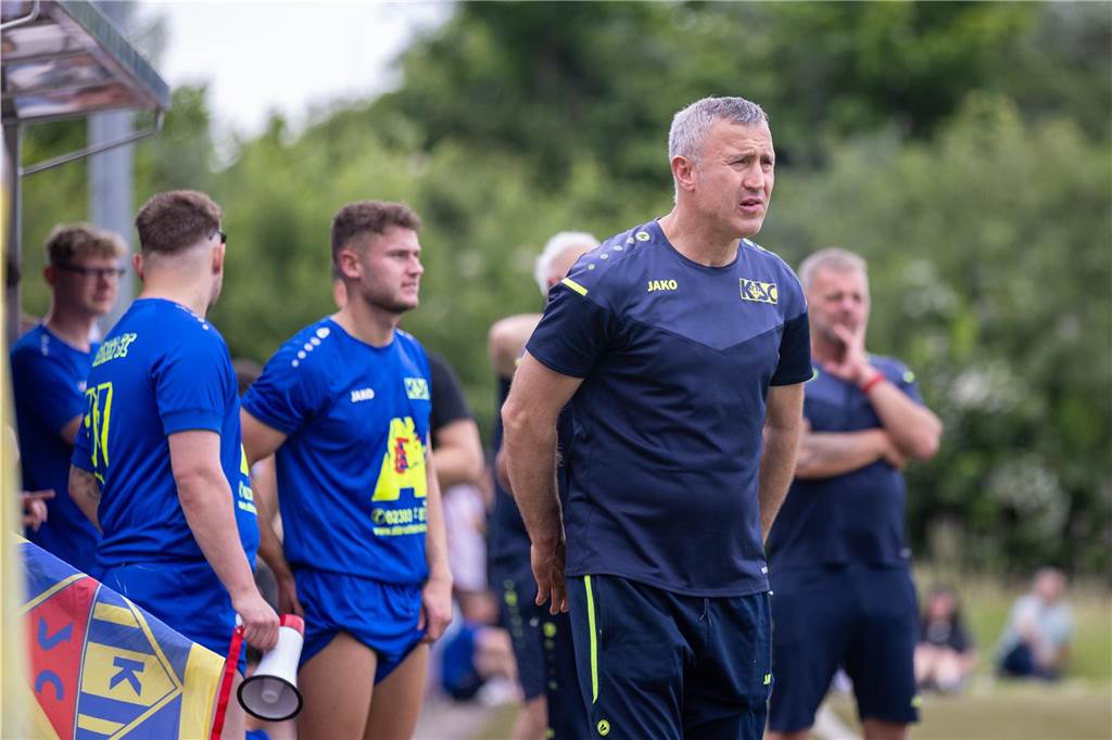 Kamener SC macht das Meisterstück: RW Unna hadert mit dem Schiedsrichter Ahmet Kahya ist wieder Meistertrainer. Am Samstag geht‘s für ihn ins Aufstiegsspiel gegen den SVF Herringen.