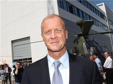Airbus-Chef Tom Enders im bayersichen Donauwörth: Airbus baut um und will den Bereich Rüstung und Raumfahrt als erfolgreiche Säule stärken. Foto: Karl-Josef Hildenbrand dpa/Archiv