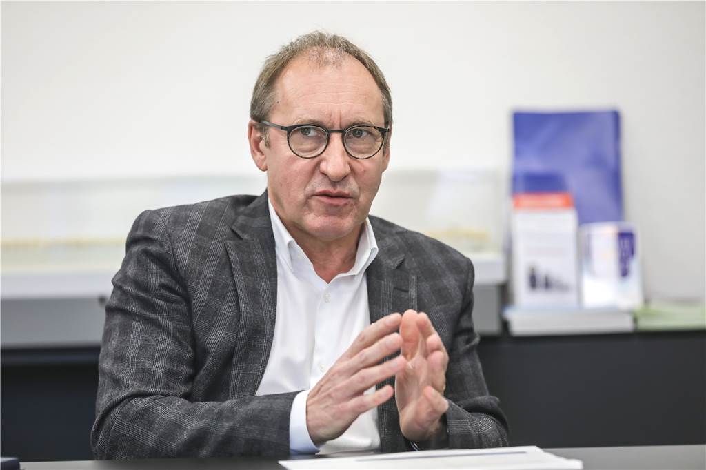 Dortmund Airport bekommt mehr Zeit, seine Millionen-Verluste abzubauen Airport-Geschäftsführer Ludger van Bebber.