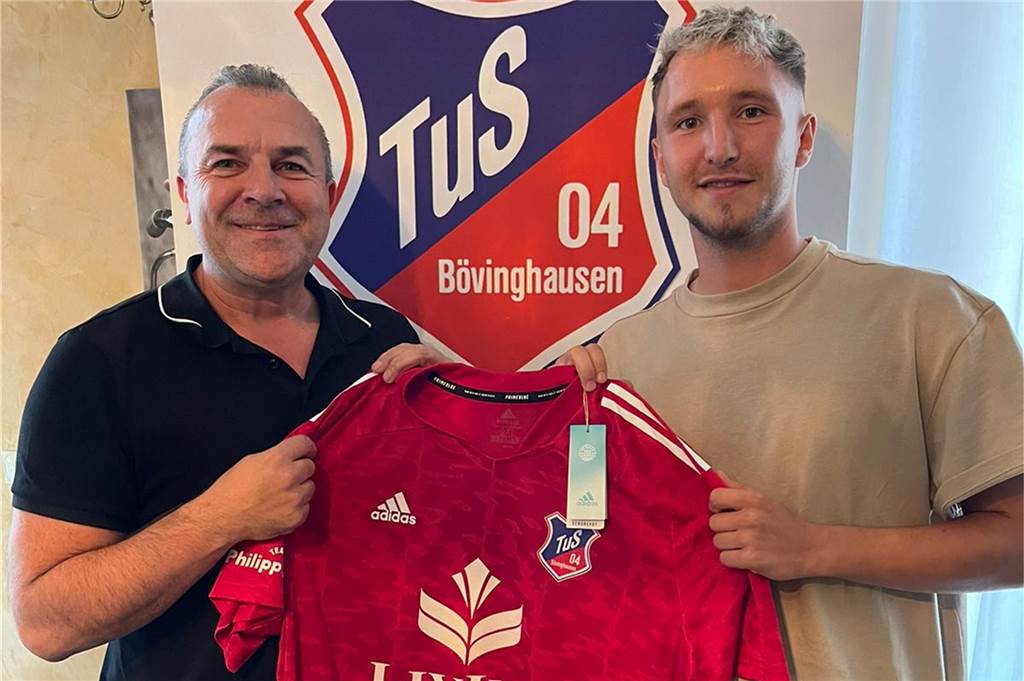 Nach dem Odonkor-Transfer verpflichtet TuS Bövinghausen einen Drittliga-Spieler aus Verl Ajan Dzaeroski hat Migel-Max Schmeling verpflichtet.