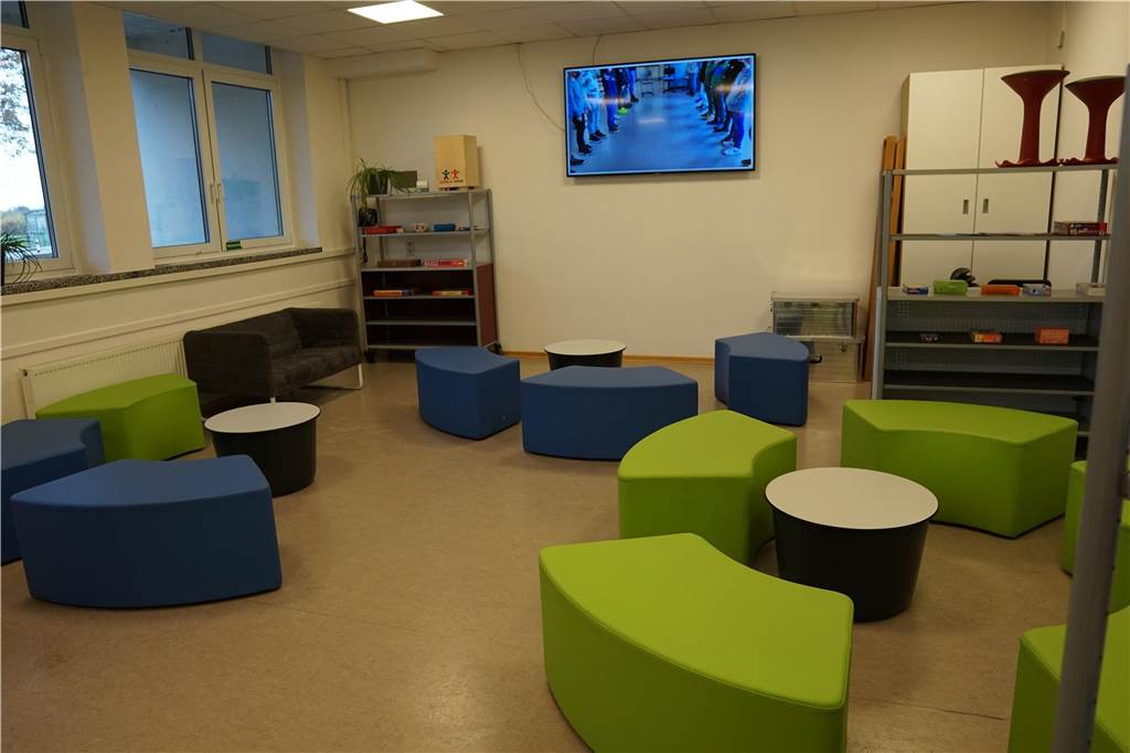 Aktive und ehemalige Schüler, das Lehrerkollegium und der Förderverein gaben einen kleinen Einblick in den Schulalltag an der Profilschule Ascheberg.