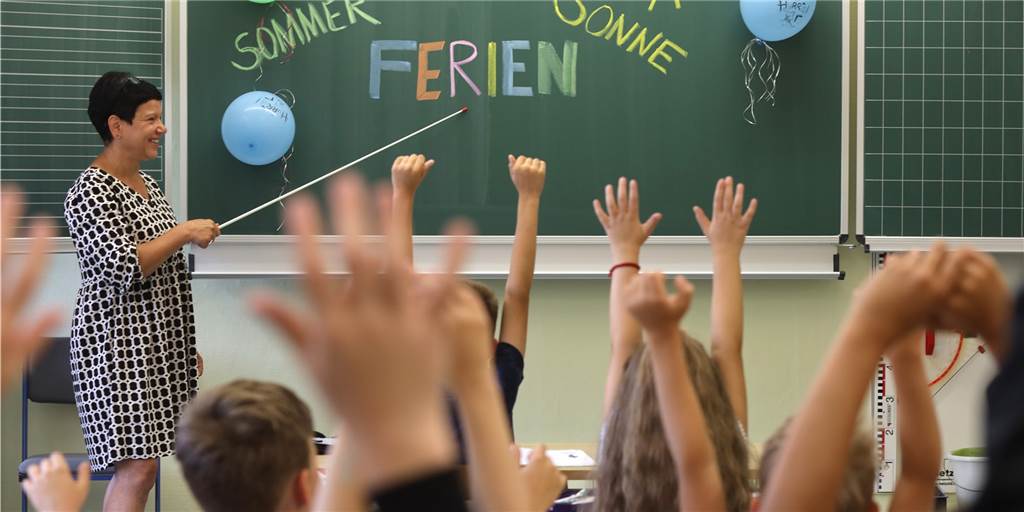 Lehrermangel: In Lünen fehlen fast drei Dutzend Lehrkräfte Aktuell sind die Schülerinnen und Schüler in den Ferien. Im nächsten Schuljahr droht auch in Lünen wieder ein Lehrermangel.