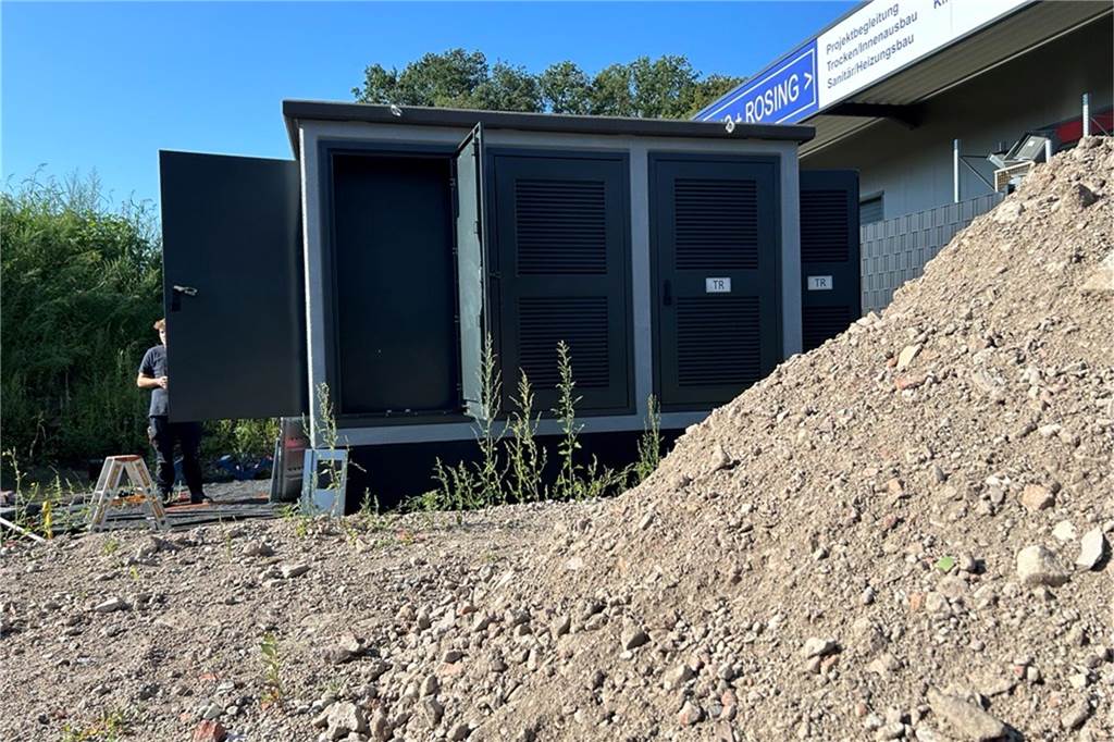 Aktuell wird der neue Trafo auf dem Gelände Stellermann noch installiert. Doch bald soll die Baustelle verschwunden sein.
