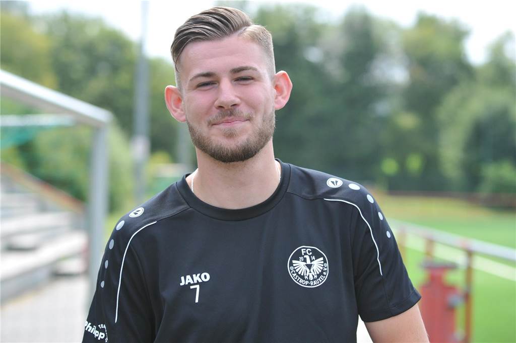 Am Rande der Bande: Michael Wurst revolutioniert die Mathematik, Kicker jubelt wie Dartspieler Alan Alic
