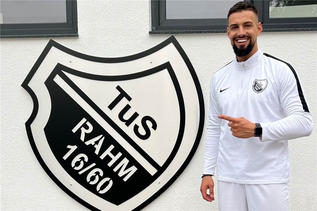 Dortmunder Kreisliga-Stürmer wird Vater – kurze Zeit später schießt er sein Team zum Sieg Alan Michna ist Spielertrainer beim TuS Rahm.