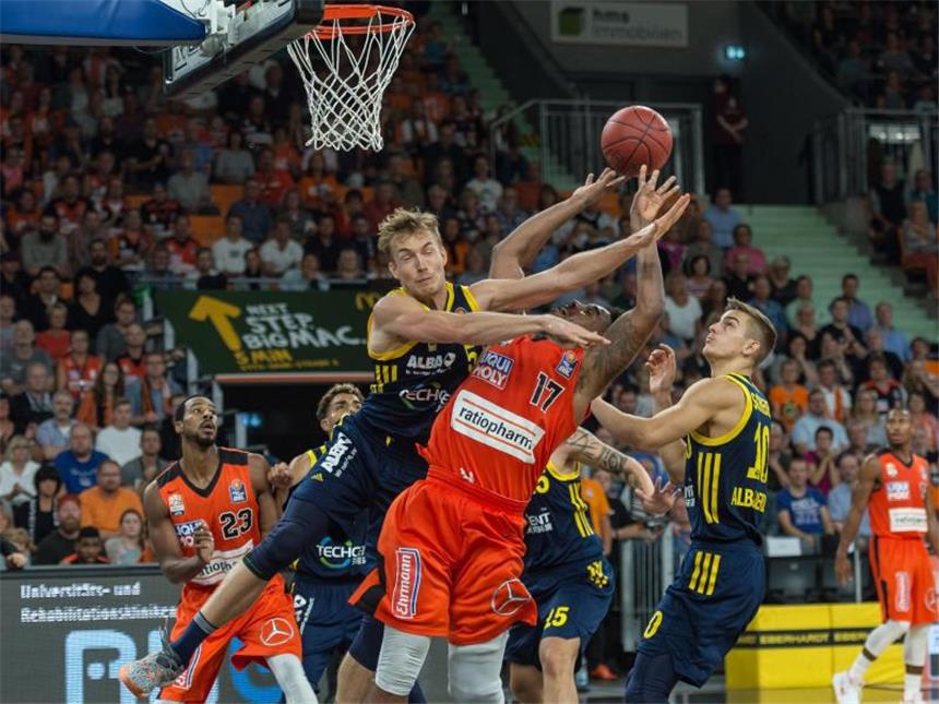 ALBA Berlin bezwang ratiopharm Ulm mit 72:68. Foto: Daniel Maurer