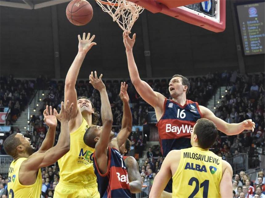 Vor Pokal-Hit: Bayern-Basketballer zu stark für ALBA Berlin ALBA Berlin war gegen Bayern München chancenlos. Foto: Peter Kneffel/Archiv