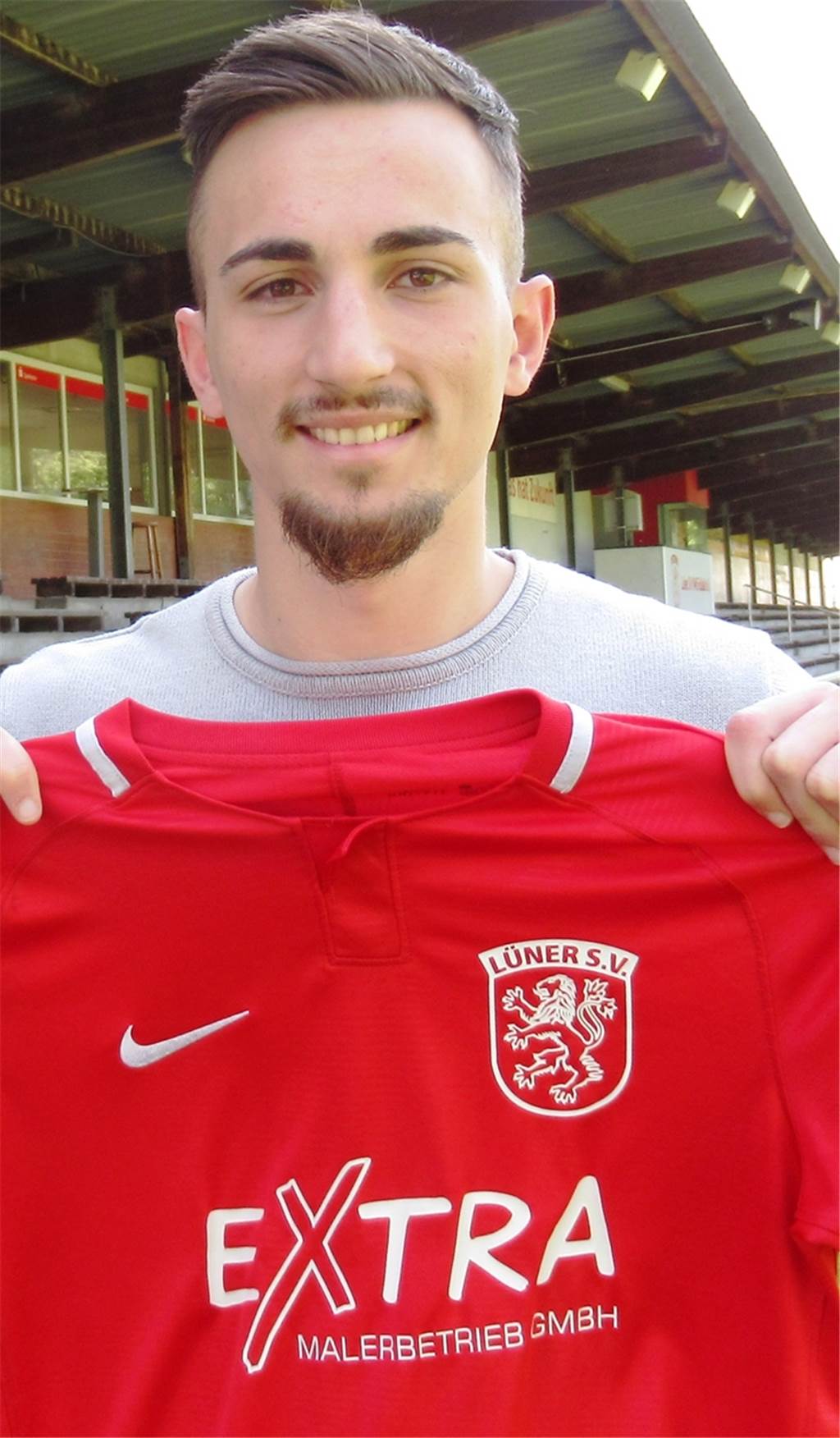 Spieler des Lüner SV unterschreiben beim SV Stockum - und lassen sich nicht mehr blicken Albian Kokollari spielte nicht lange für den Lüner SV.