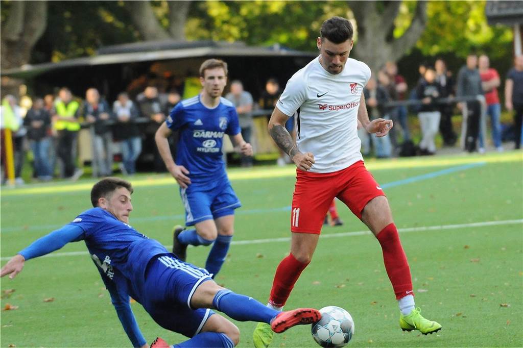 Stürmerrochade bei Westfalia Wickede: Ein Offensivspieler geht und ein neuer kommt Aleksandar Djordjevic (r.) verstärkt Westfalia Wickede.