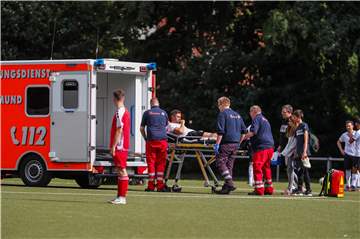 Alex Gocke nach seiner Verletzung beim Kronen-Hellweg-Cup.