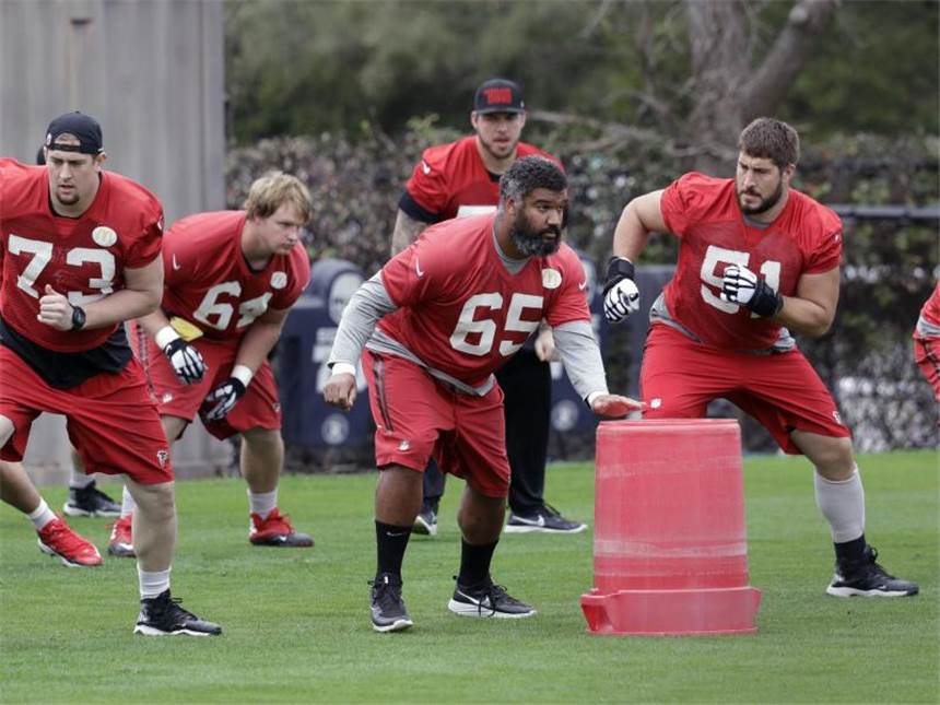Medien: Falcons-Center Mack spielt trotz Wadenbeinbruch Alex Mack will im Super Bowl für die Atlanta Falcons auflaufen. Foto: Eric Gay