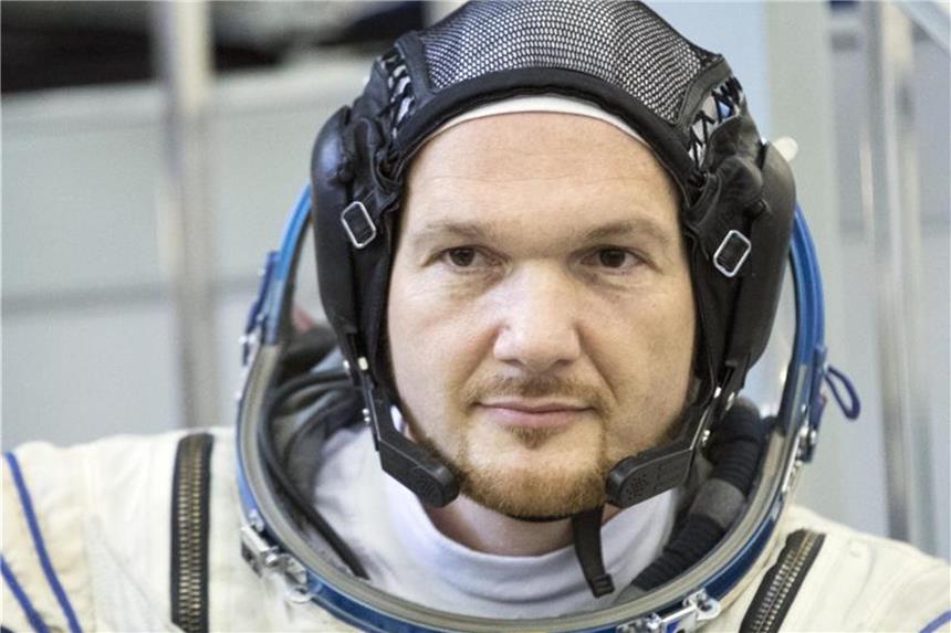 „Astro-Alex“ bereit für zweite ISS-Mission Alexander Gerst vor seinem Abschlusstraining. „Jeder, der schon einmal im Weltall war, will noch einmal dorthin“, sagte Gerst Mitte Februar bei einer PK im Quartier der Nasa. Foto: Pavel Golovkin/AP
