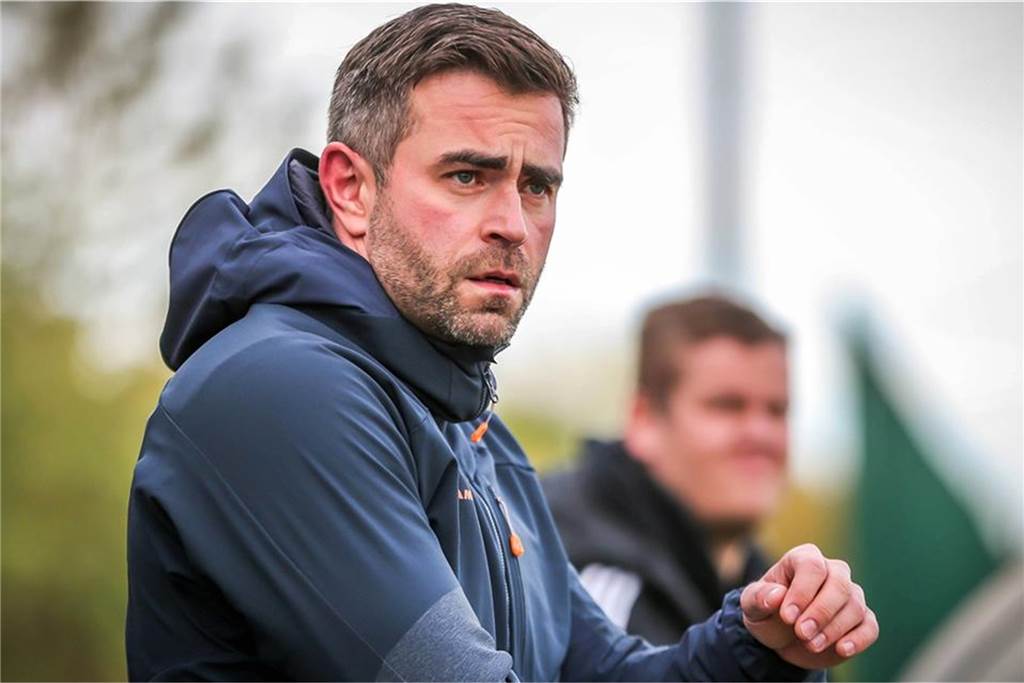 Trainer tritt bei Westfalia Wickede zurück – Neuer Coach steht gegen Türkspor an der Linie Alexander Gocke hat Westfalia Wickede dreieinhalb Jahre betreut.