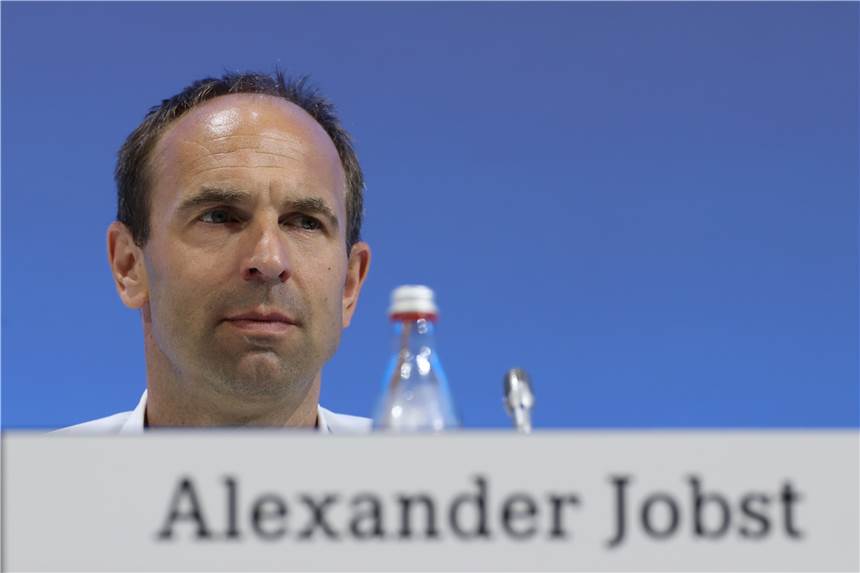Alexander Jobst: „Schalke ist einer der 15 wertvollsten Klubs der Welt“ Alexander Jobst: „Schalke muss sich entscheiden.“