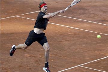 Alexander Zverev hatte in Paris keine Probleme mit seinem Auftaktgegner. Foto: Alessandra Tarantino/AP