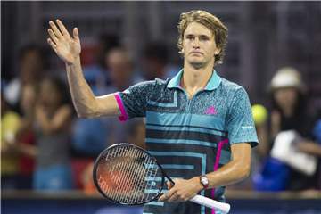 Alexander Zverev musste sich im Viertelfinale dem aufstrebenden Griechen Stefanos Tsitsipas geschlagen geben. Foto: Zou Zheng/XinHua