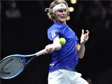 Alexander Zverev spielt im Laver Cup gegen den Kanadier Denis Shapovalov. Foto: Vit imánek