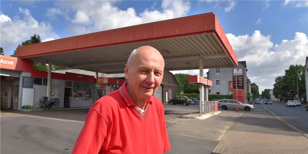 Preisrallye an den Zapfsäulen: Kurz gab es Diesel unterm Einkaufspreis Alfons Peters betreibt seit fast 44 Jahren die Tankstelle an der Hagener Straße.