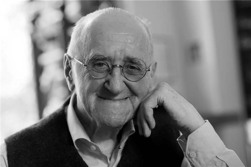 TV-Entertainer Alfred Biolek ist gestorben Alfred Biolek, «Grandseigneur» des deutschen Fernsehens, aufgenommen bei einem dpa-Gespräch anlässlich seines 85. Geburtstags.