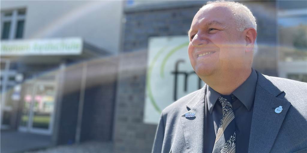 Castrop-Rauxeler Realschul-Chef Horn über Erfolge und seine schlimmste Zeit Alfred Horn prägte in zwölf Jahren aus Leiter die Realschule entscheidend mit. Als er hier 2010 begann, kämpfte er erst einmal um ihren Erhalt.