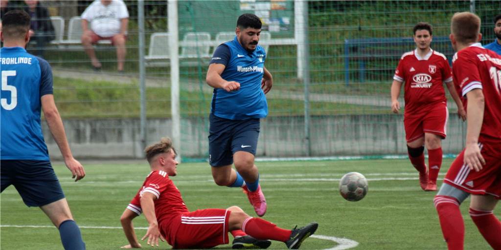 FC Frohlinde schießt sich gegen die SG Castrop ins Finale - Rammel versteht die Schärfe nicht Alihan Kurgan traf für Frohlinde zum 3:0.