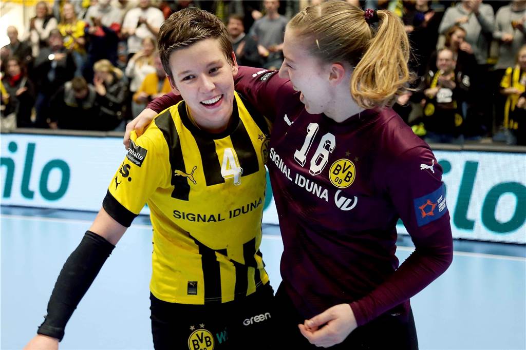 Deutschlands beste Handballerin verlässt den BVB: Alina Grijseels verlängert nicht ihren Vertrag Alina Grijseels (l.) und Torhüterin Yara ten Holte verlassen beiden Klub am Ende der Saison.