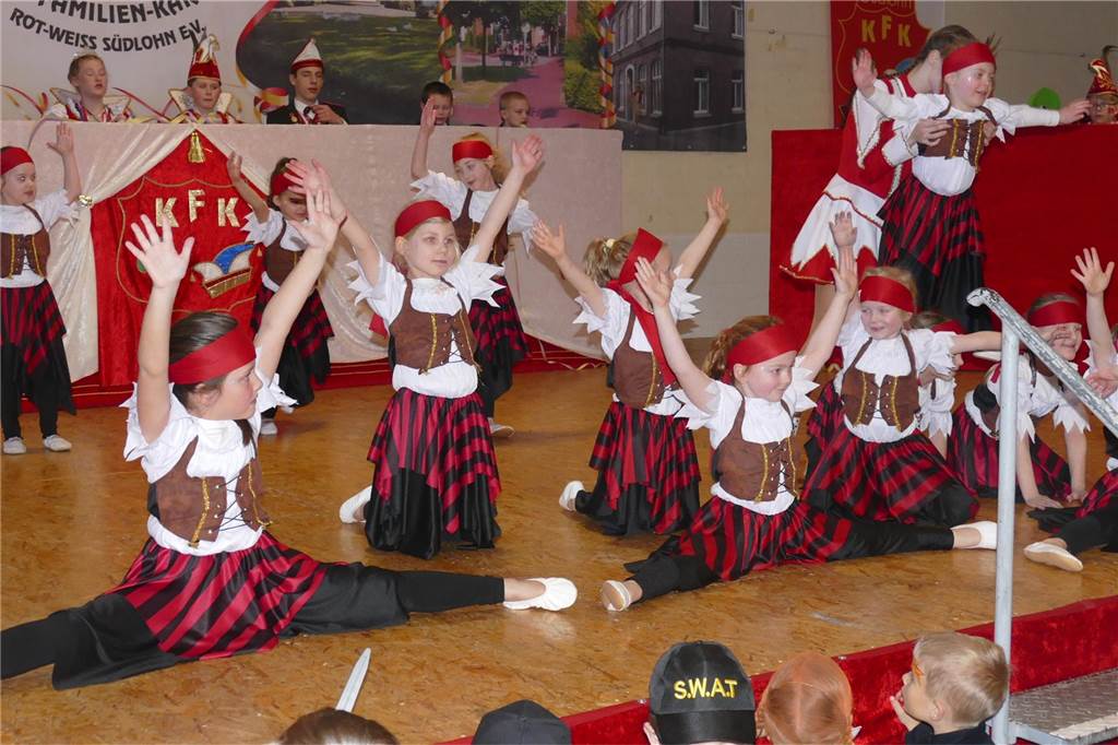 Viele Fotos : Spaß und Frohsinn beim Kinderbüttnachmittag beim KFK Rot-Weiß Südllohn